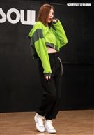 安心亞為跨年努力的練舞彩排。（記者邱榮吉/攝影）