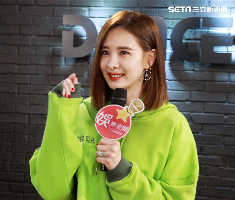 安心亞為跨年努力的練舞彩排。（記者邱榮吉/攝影）