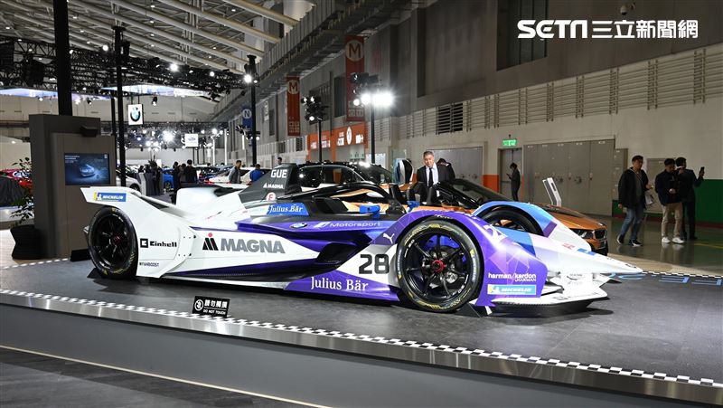BMW黑科技　電動方程式台北展出