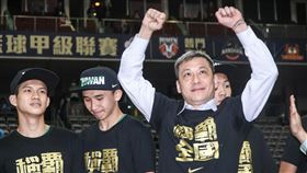 HBL男子冠軍松山高中，松山教練黃萬隆。 圖／記者林敬旻攝