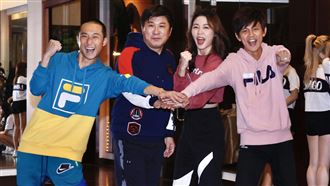 60歲胡瓜錄影重摔！躺地20秒不動