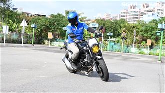 騎車安全第一關　煞車與安全距離