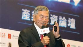 沈榮津專題演講　分享政府助台商回流投資措施經濟部長沈榮津29日出席「資金返鄉 百業興旺」產業投資論壇，以專題演講方式說明政府協助台商回台投資的相關政策措施。中央社記者郭日曉攝　108年10月29日