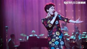 【茱蒂】劇照_芮妮齊薇格從裡到外完美化身傳奇天后茱蒂嘉蘭／采昌國際多媒體提供