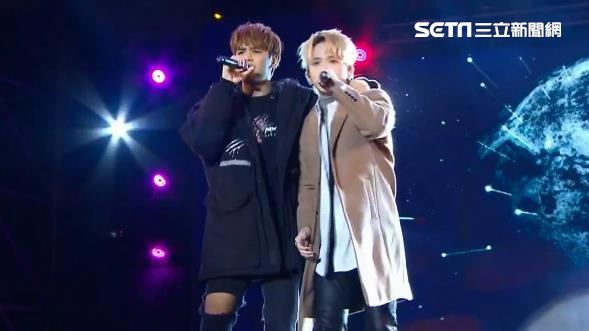 「狼人殺偶像」合體　邱鋒澤鼻涕直流