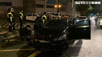 離奇！板橋車禍　駕駛丟百萬名車逃逸