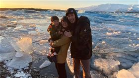 Ella陳嘉樺與老公帶兒到冰島旅行。（圖／翻攝自陳嘉樺臉書）