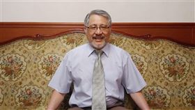 配合南向  台肥有機肥外銷馬來西亞台肥公司董事長康信鴻29日在股東會後表示，台肥「黑旺」硝磷基複方有機肥料在台灣賣得很好，更配合政府南向政策，外銷馬來西亞、印尼、柬埔寨，以及東向日本。中央社記者潘智義攝  107年6月29日