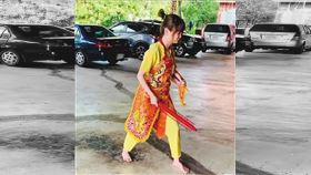 三太子,酒店妹養小鬼,乩身,陳韻捷（圖／翻攝臉書） 