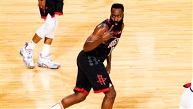 ▲哈登（James Harden）飆進6顆三分球攻下35分，火箭大勝金塊。（圖／翻攝自火箭推特）