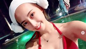 「有奶沒臉」粉絲最愛！正妹球僮怒：可不可以不要那麼現實（圖／翻攝自狗狗IG）