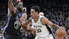 ▲格林（Draymond Green）差1助攻「大三元」，勇士延長賽輸馬刺。（圖／美聯社／達志影像）