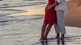 海灘,口愛,衝刺,上銬(翻攝自Pixabay)