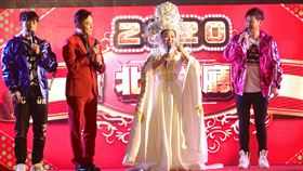 白冰冰、陽帆、侯友宜。（新北市政府提供）