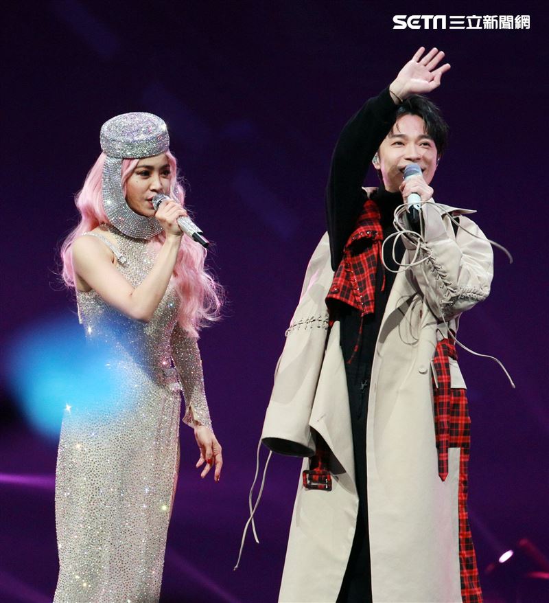 Jolin蔡依林全新巡演「Ugly Beauty 」台北站第三場特別來賓青峰。（記者邱榮吉/攝影）