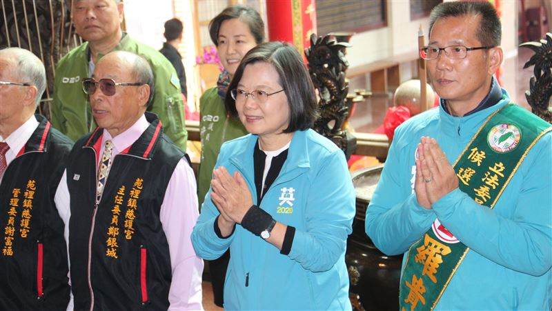苗栗催票拚連任　總統：國會要過半