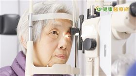 醫師視患者需求建議人工水晶體，並評估患者配戴老花眼鏡的接受度非常重要。