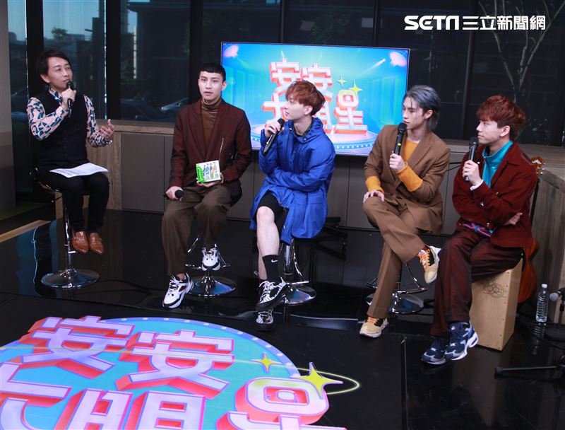 Noovy安安大明星(唱片宣傳)。（記者邱榮吉/攝影）