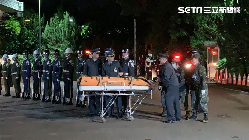少將洪鴻鈞殉職！家人苦瞞9旬老母親