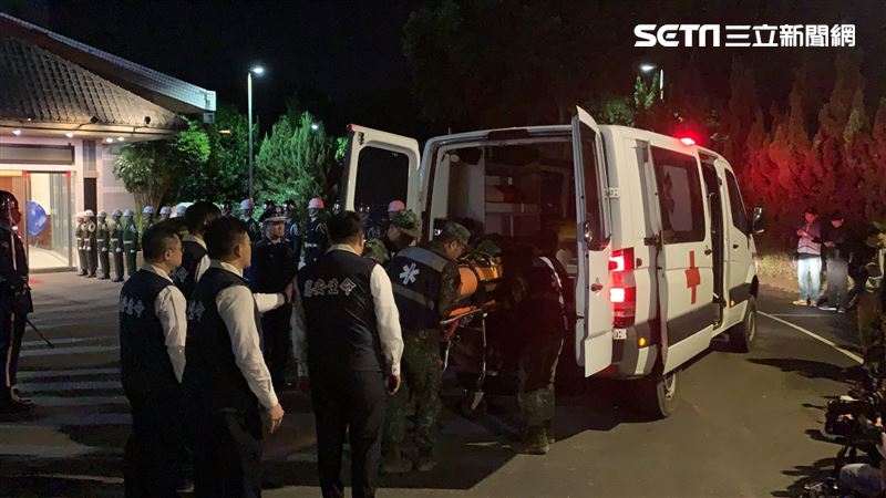 黑鷹失事／機工長母慟：心痛哭不出淚