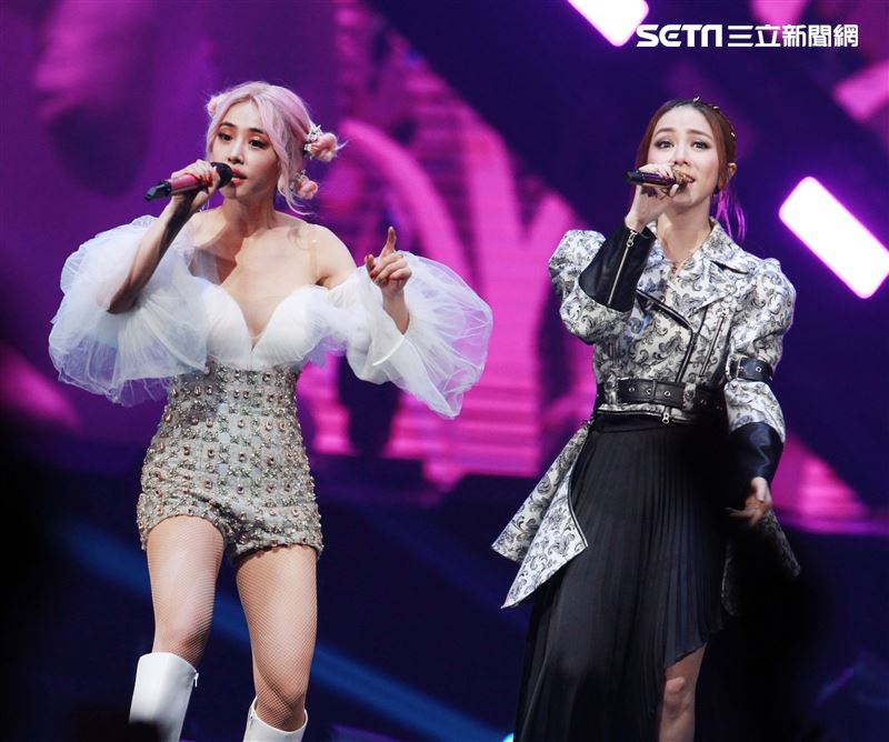 蔡依林舉辦《Ugly Beauty》巡迴演唱會來到第四場，邀請鄧紫棋。（記者邱榮吉/攝影）