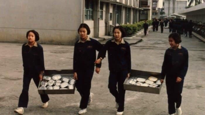 抬便當那刻你在幹嘛？秒勾起全網回憶