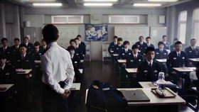 《教場》劇中有90位學生彷彿進入生存遊戲，堪稱「警校版《大逃殺》」。（圖／翻攝自教場官方推特）