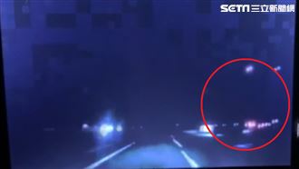 國3大貨車追撞小客車　追撞畫面曝光