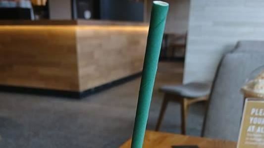 響應減塑　泰國星巴克改用紙吸管