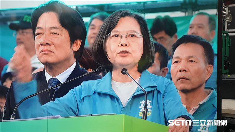 狂！蔡英文：執政團隊超過633很多