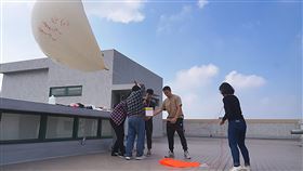 台南市,成功大學,施放,探空氣球,探測空汙(圖/成功大學提供)中央社