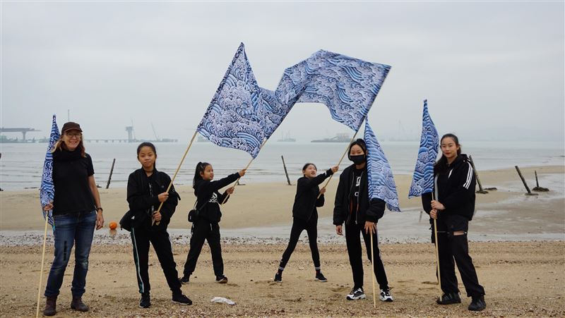 澳藝術家金門海灘創作　詮釋不同地景