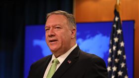 壓制宗教自由 美再將中國列為特別關切國家美國國務卿蓬佩奧20日宣布，國務院再次將包含中國在內的9個國家列為宗教自由「特別關切國家」，理由是他們系統性、持續性地嚴重違反宗教自由。圖為蓬佩奧12月11日舉行媒體簡報。中央社記者徐薇婷華盛頓攝 108年12月21日