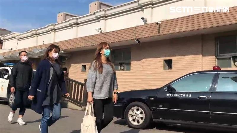 男星胞兄勒殺妻兒相驗　家屬進門痛哭