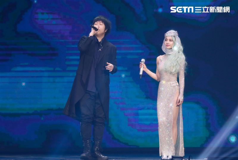 五月天擔任蔡依林「Ugly Beauty」台北站最終場嘉賓。（圖／記者林聖凱攝影）