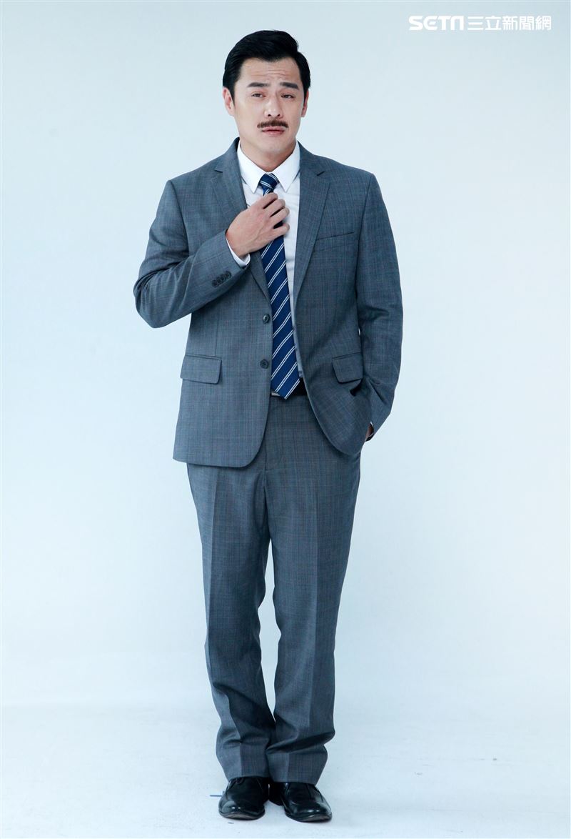 竇智孔演舞台劇「步步驚笑」。（記者邱榮吉/攝影）