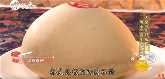 台南水仙宮百年的果乾、香餅、水晶餃