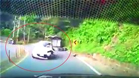 台北,北宜公路,車禍,棲霞彎（圖／翻攝北宜公路幹譙版）