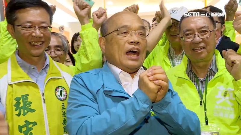 蘇貞昌陪張宏陸掃街　遇對手展高人氣