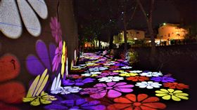 2020屏東綵燈節登場，萬年溪變身夜間動物園
整個夜晚都是我們的「動物party」！