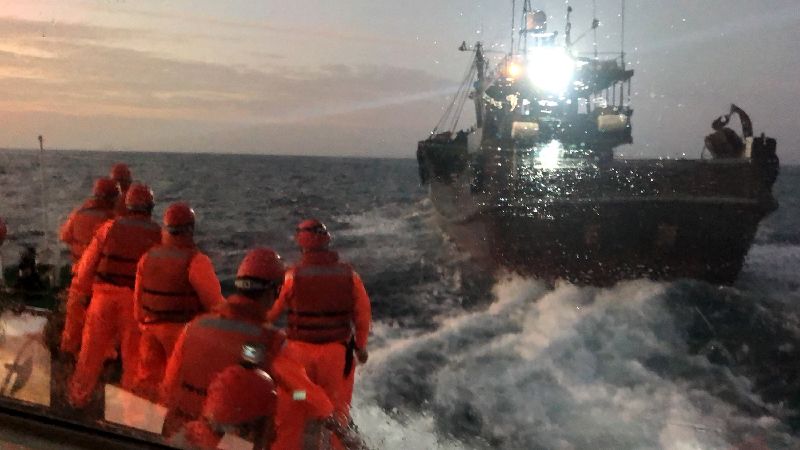 澎湖海域再現越界陸船　海巡押返偵辦