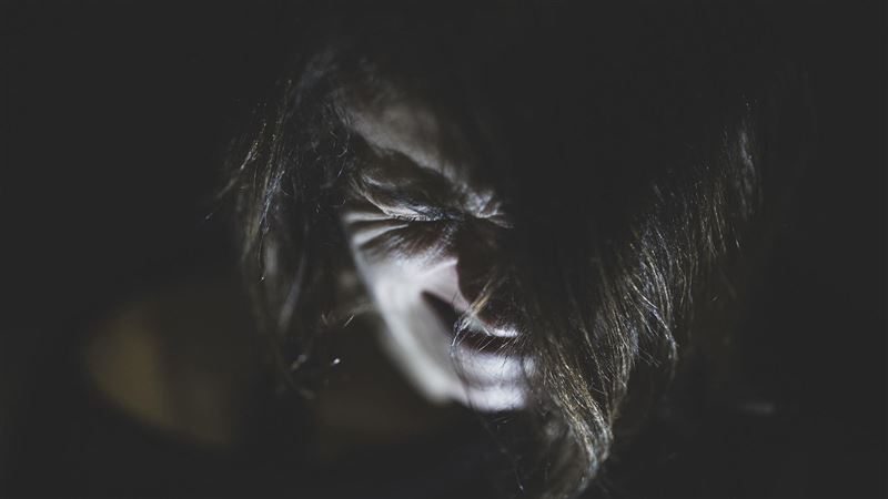 微笑女暴衝被封「鬼見愁」！病因出爐