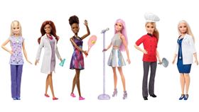 玩具芭比娃娃2019年夏天推出反映女性職場多元面貌的科學家形象系列，這創意來源來自被封為「林冠女王」的美國森林生態學家納德卡尼。（圖取自facebook.com/BarbieFansTaiwan）