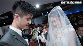 羅小白婚禮
上行娛樂提供