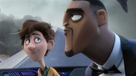 ▲《變身特務》海報（圖／迪士尼）