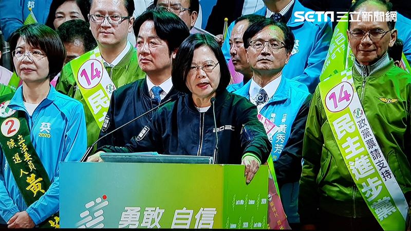 嚇！小英彰化造勢中斷演說只因為他