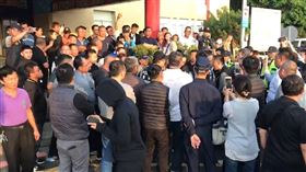 殯儀館,台南,庫錢,黑衣人,抗議,環保局