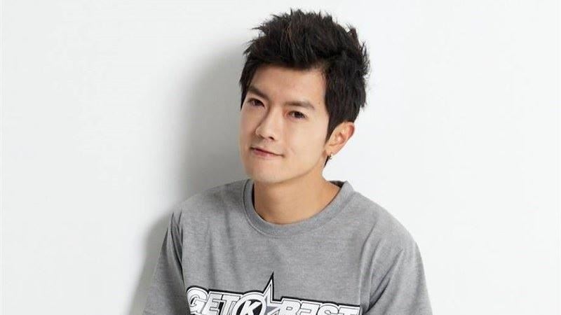 男模指柯文哲偏袒中國團　民眾黨駁斥