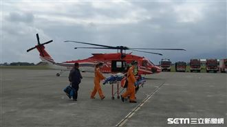 黑鷹復飛出任務　火線救心肌梗塞老婦