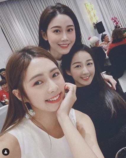 婚禮遇高中同學 簡廷芮曬同框照 男粉暴動 台灣最早網紅 娛樂星聞 三立新聞網setn Com